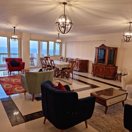 Alex Sea View Apartment - Families Only Alexandrië Buitenkant foto