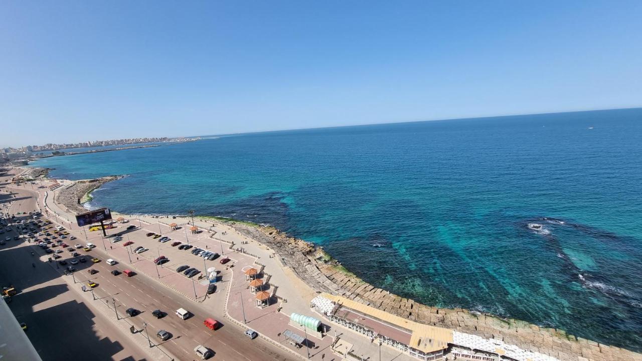 Alex Sea View Apartment - Families Only Alexandrië Buitenkant foto
